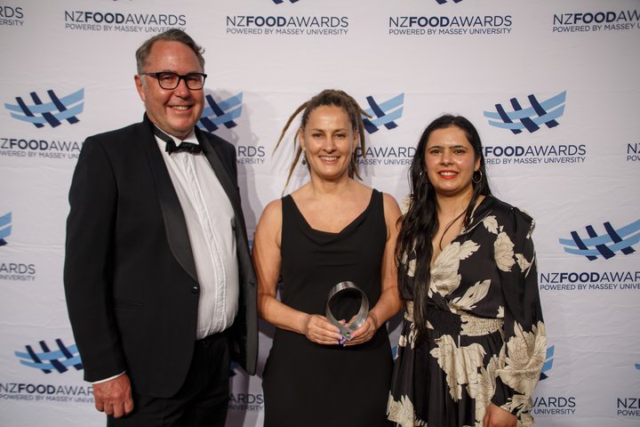 Jenni Matheson and Milli Kumar of EatKinda win New Zealand Food Awards for vegan ice cream made from cauliflower.